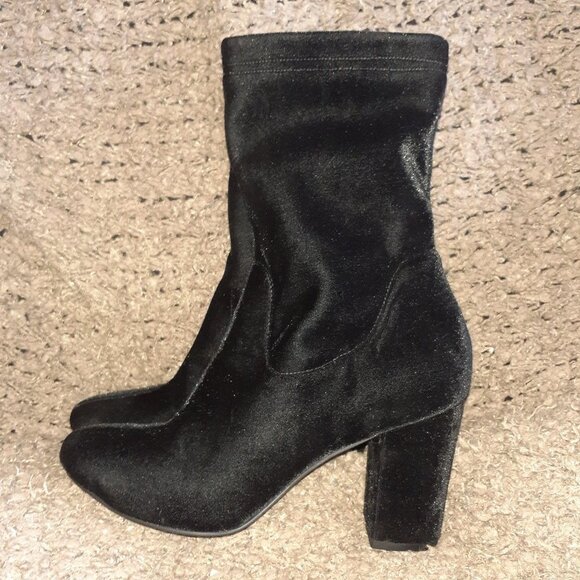 KENNETH COLE-ALYSSA BLACK Velvet Heel Boots - Picture 2 of 6